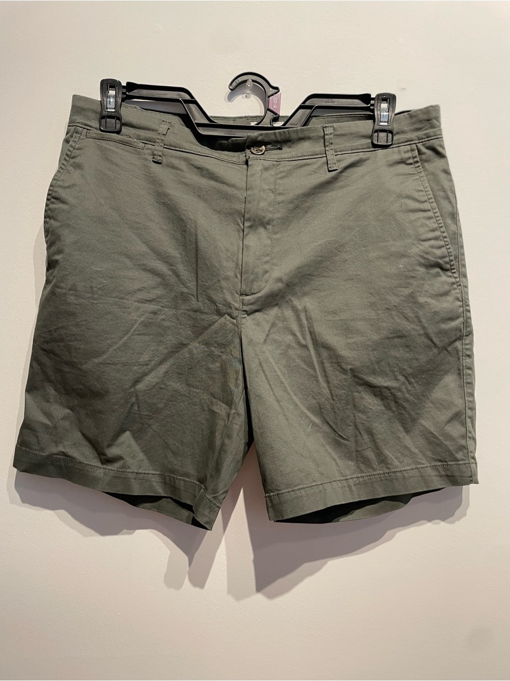Goodfellow & Co Men's Size 32 Classic Olive Chino Shorts 7” inseam NWOT